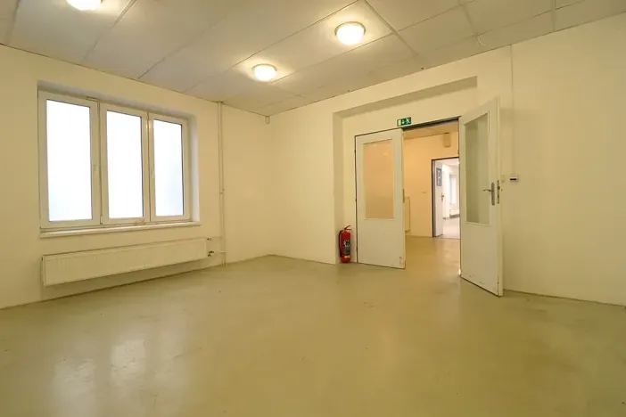 Pronájem obchodního prostoru, Modřice, Brněnská, 158 m2