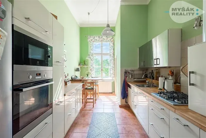 Prodej bytu 3+1, Praha - Nové Město, Vyšehradská, 102 m2