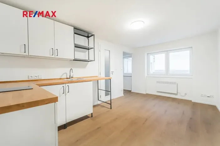 Prodej bytu 1+kk, Kladno, Zádušní, 17 m2