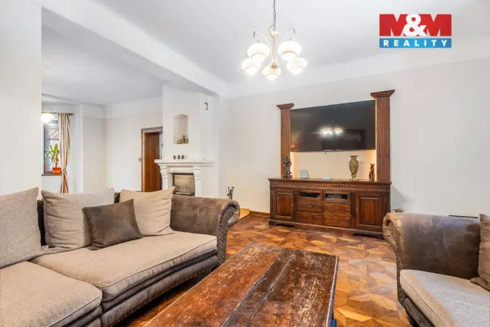 Prodej rodinného domu, Libčice nad Vltavou, Letecká, 200 m2