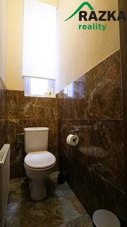 Prodej bytu 2+1, Karlovy Vary, Moravská, 50 m2