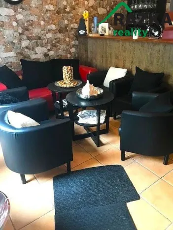 Prodej bytu 2+1, Karlovy Vary, Moravská, 50 m2