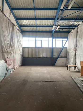 Pronájem skladu, Pardubice, S. K. Neumanna, 211 m2