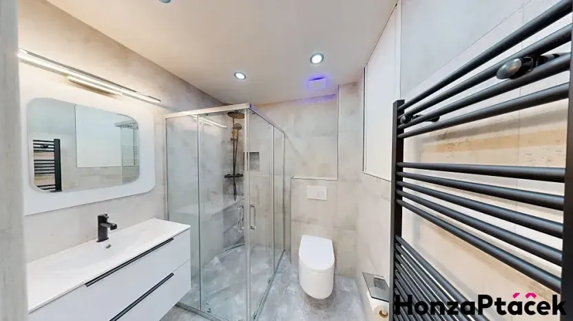 Pronájem bytu 2+kk, Praha - Holešovice, Schnirchova, 63 m2