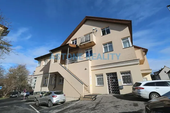 Pronájem kanceláře, Praha - Hloubětín, Klánovická, 78 m2