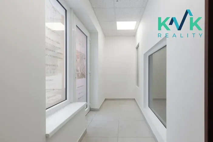 Prodej kanceláře, Karlovy Vary, Spálená, 92 m2