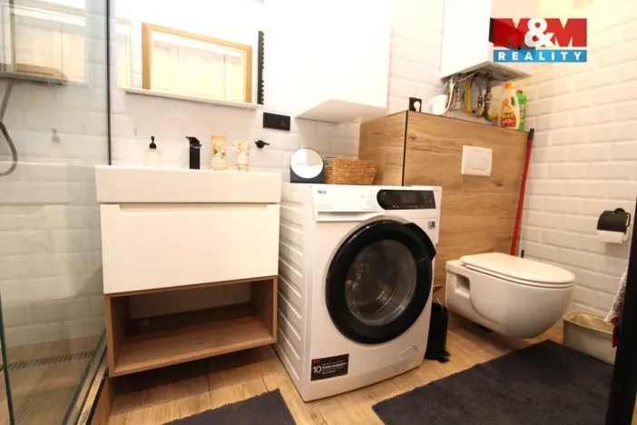 Pronájem bytu 2+1, Měšice, Revoluční, 42 m2