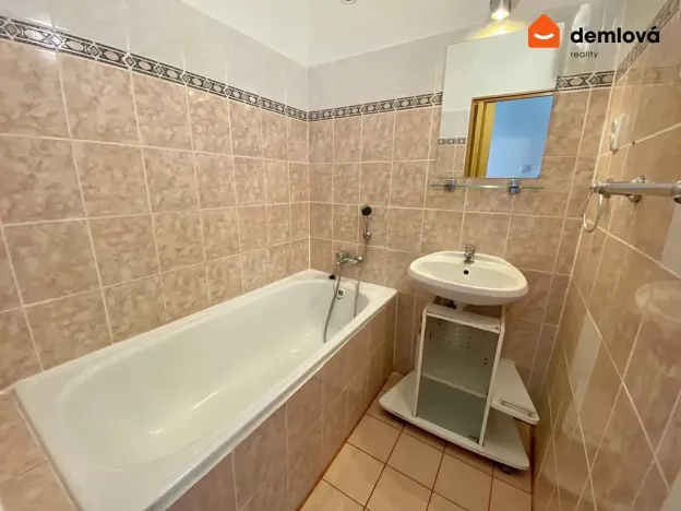 Pronájem bytu 2+1, Ostrava, Svazácká, 52 m2