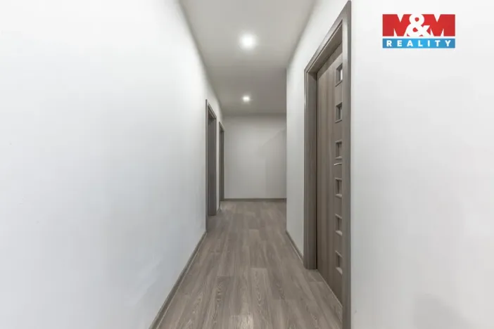 Prodej bytu 3+1, Dobkovice, 63 m2