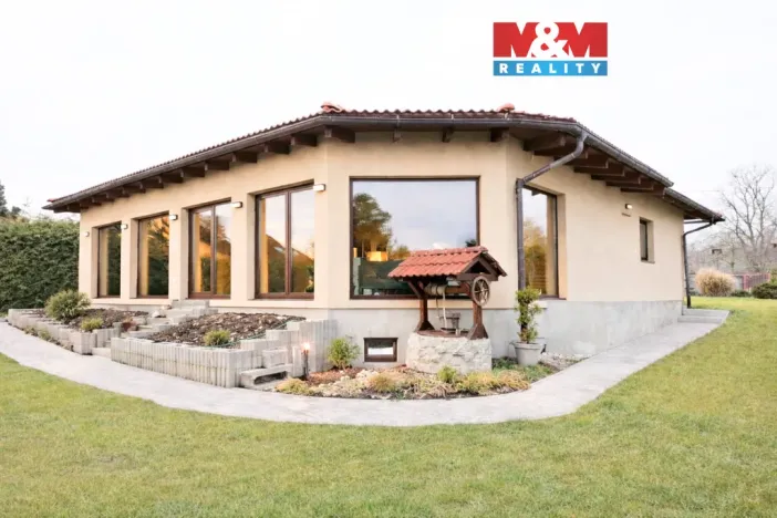 Prodej rodinného domu, Zašová, 228 m2