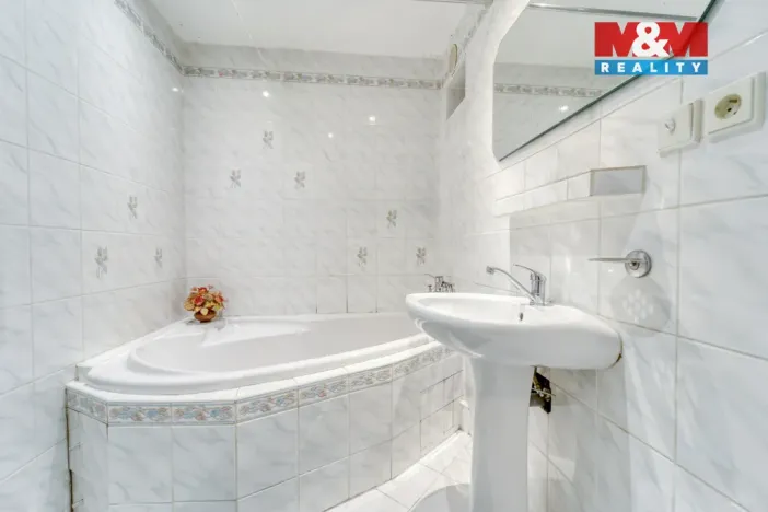 Prodej bytu 4+1, Rakovník - Rakovník II, V Jamce, 86 m2