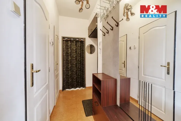 Pronájem bytu 2+1, Velká Hleďsebe, 43 m2