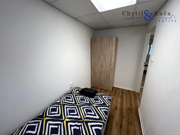 Pronájem ubytování, Přerov, Škodova, 985 m2