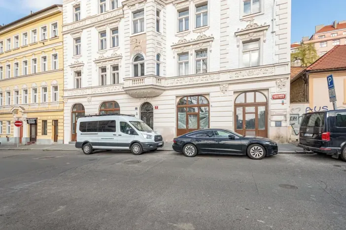 Pronájem obchodního prostoru, Praha - Vršovice, Rostovská, 110 m2