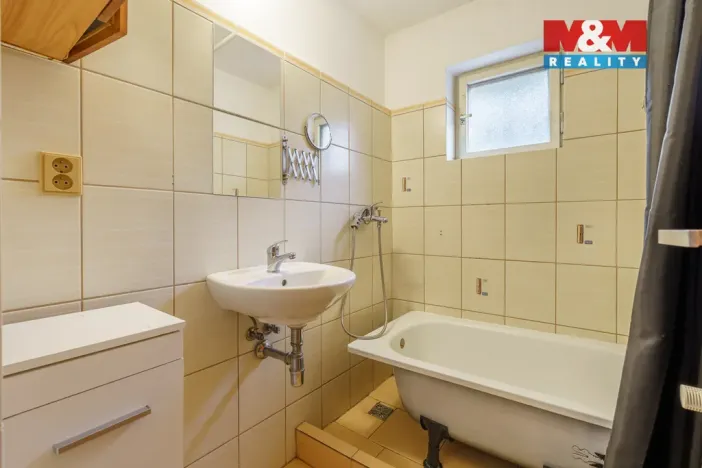 Prodej chaty, Velichov, 57 m2