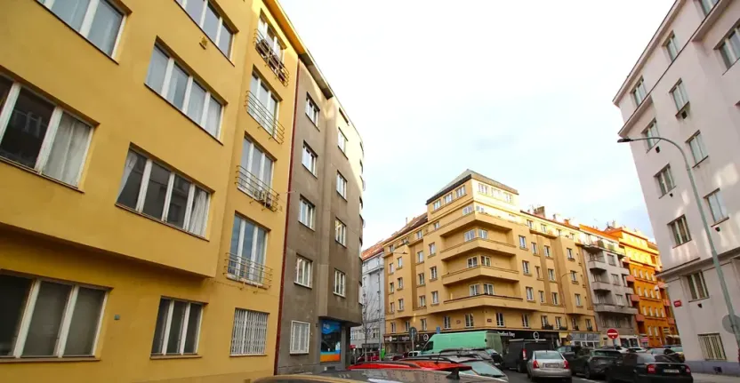 Prodej bytu 2+1, Praha - Dejvice, Kafkova, 59 m2