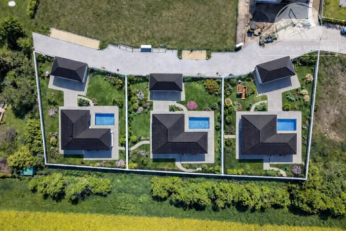 Prodej pozemku, Zlonín, 637 m2