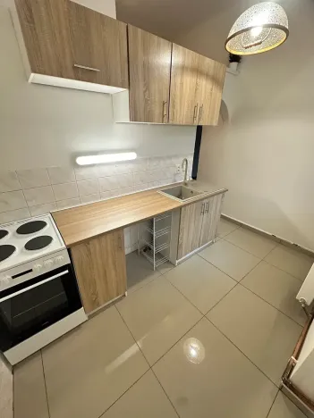 Pronájem bytu 2+1, Liberec, Tanvaldská, 50 m2