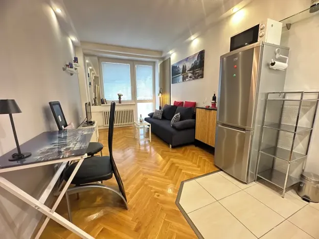 Pronájem bytu 1+kk, Jablonec nad Nisou, Erbenova, 27 m2