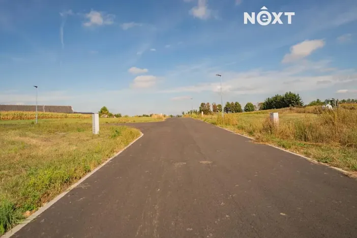 Prodej pozemku pro bydlení, Stavenice, 748 m2