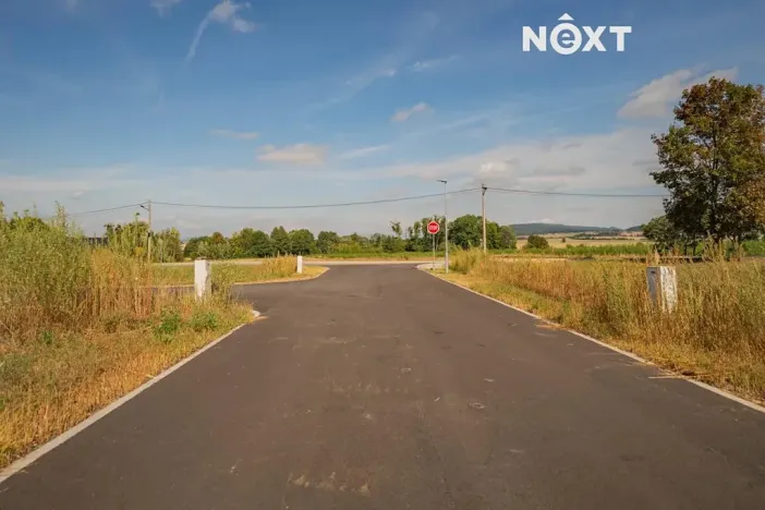 Prodej pozemku pro bydlení, Stavenice, 738 m2