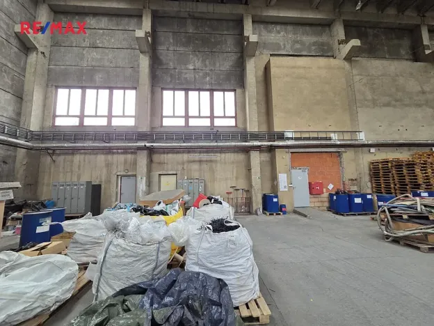 Prodej výrobních prostor, Roudnice nad Labem, Pracnerova, 2250 m2