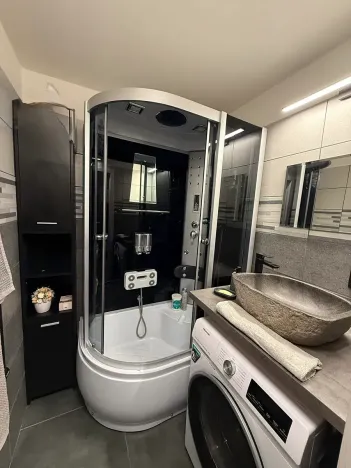 Prodej bytu 3+1, Brno, Švermova, 74 m2