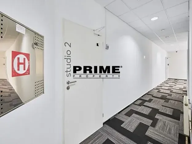 Pronájem kanceláře, Praha - Nové Město, Soukenická, 244 m2