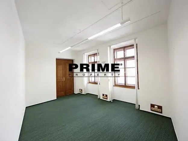 Pronájem kanceláře, Praha - Staré Město, Husova, 167 m2