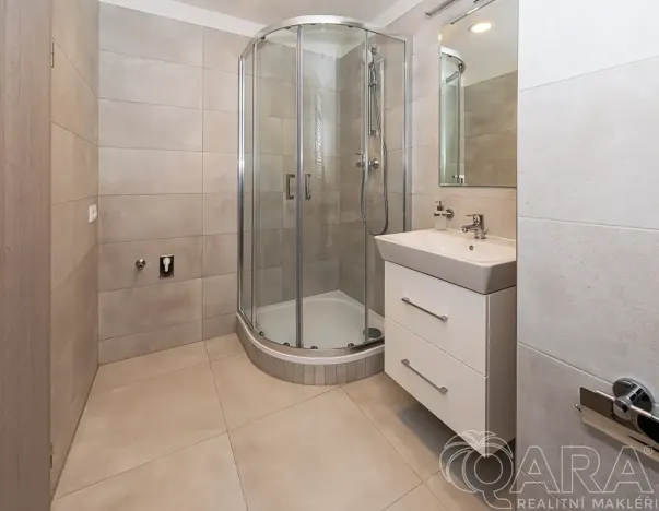 Prodej bytu 1+kk, Praha - Hloubětín, Poděbradská, 32 m2