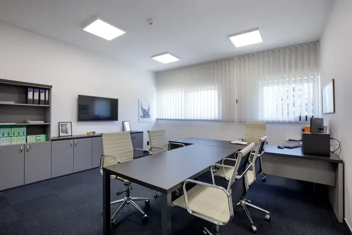 Pronájem kanceláře, Praha - Uhříněves, Přátelství, 50 m2