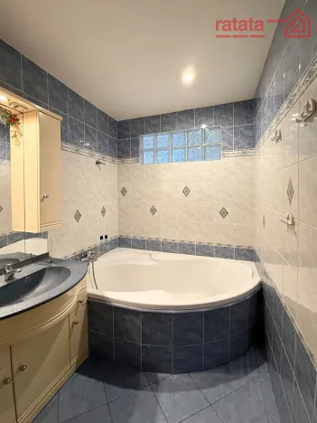 Pronájem bytu 3+1, Klášterec nad Ohří, Na Vyhlídce, 66 m2