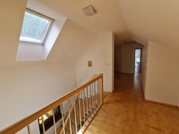 Prodej rodinného domu, Hrdlořezy, 280 m2