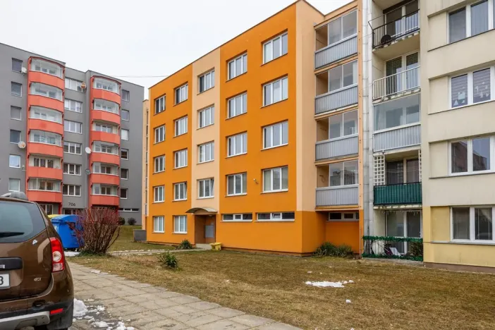 Prodej bytu 2+1, Suchdol nad Lužnicí, sídl. 9. května, 57 m2