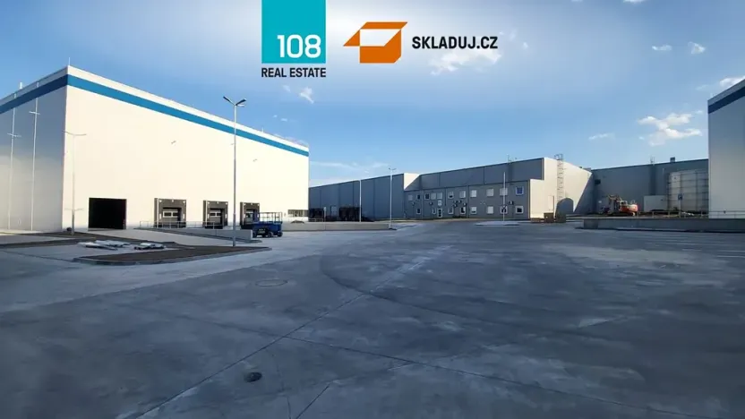 Pronájem skladu, Lovosice, Průmyslová, 3560 m2