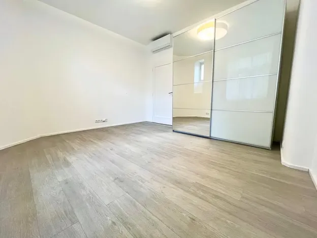 Pronájem bytu 3+1, Praha - Vinohrady, Vinohradská, 85 m2