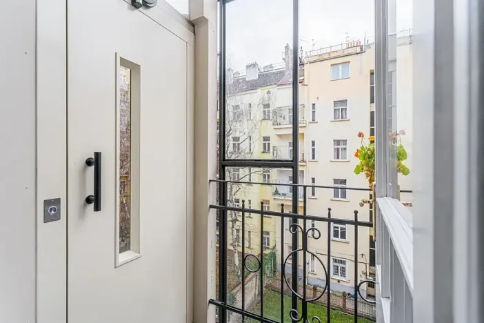 Pronájem kanceláře, Praha - Vinohrady, Mánesova, 52 m2