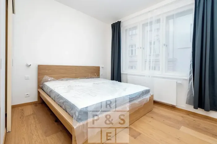 Pronájem bytu 2+kk, Praha - Vršovice, Krymská, 49 m2