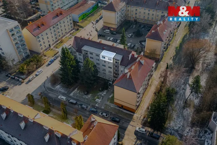 Prodej bytu 3+1, Tábor, Trocnovská, 80 m2