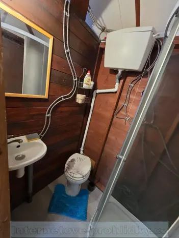 Pronájem bytu 1+kk, Praha - Modřany, U pily, 18 m2