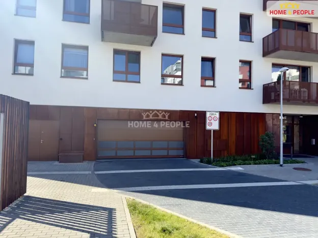 Pronájem garáže, Praha - Dolní Měcholupy, Kardausova, 14 m2