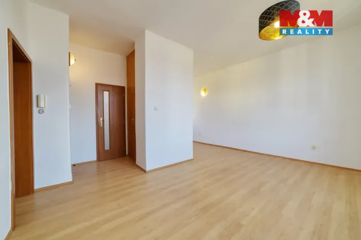 Prodej bytu 2+kk, Mariánské Lázně, Husova, 48 m2
