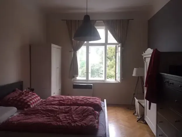 Pronájem bytu 2+kk, Praha - Vršovice, Madridská, 45 m2