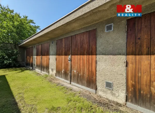 Prodej garáže, Opava, Hradecká, 18 m2