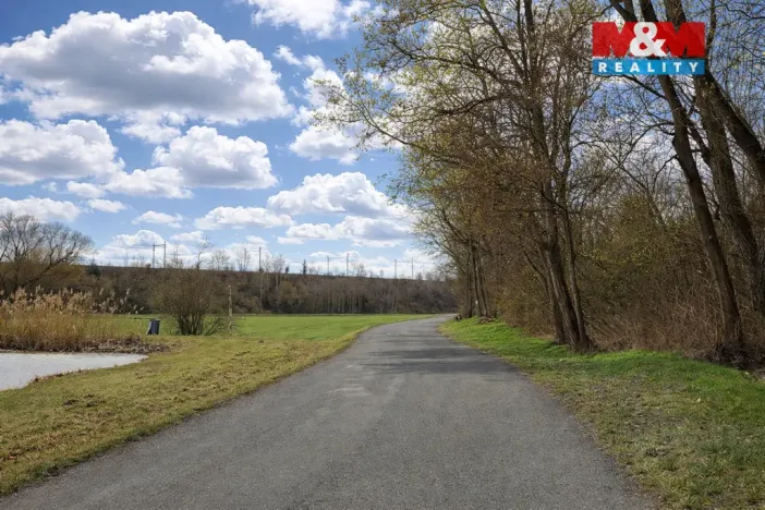 Prodej zahrady, Hoštka, 1330 m2