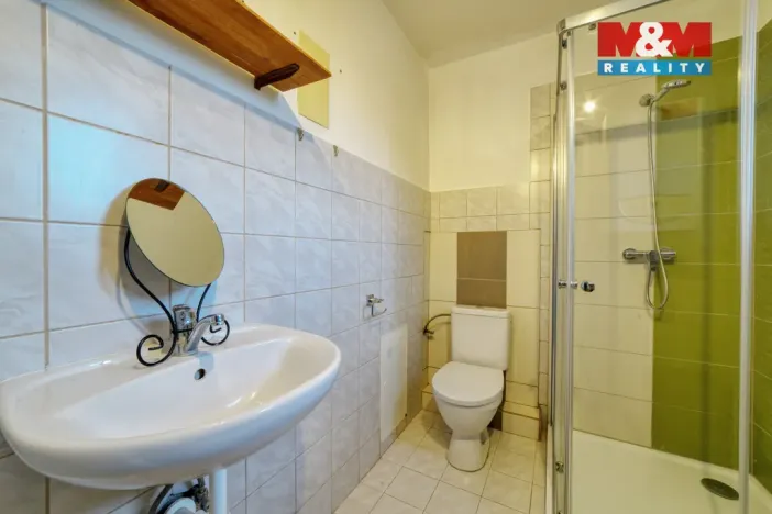 Pronájem bytu 1+kk, Cheb, Růžová, 27 m2