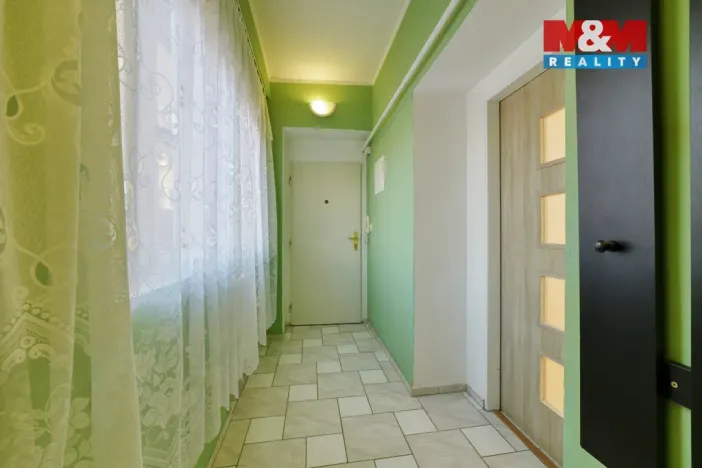 Pronájem bytu 1+kk, Cheb, Růžová, 27 m2