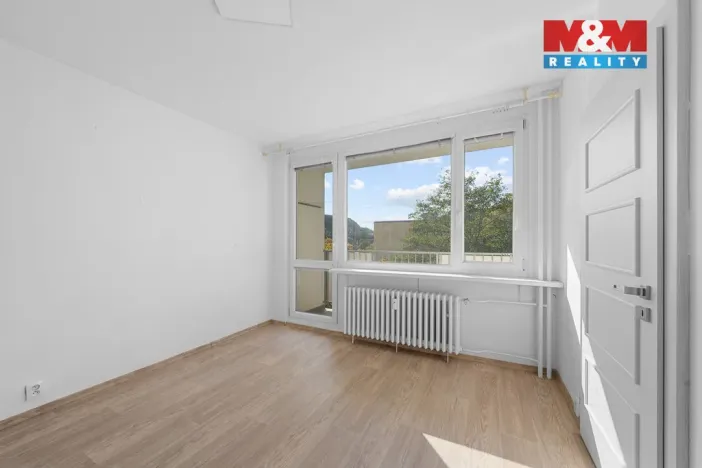 Pronájem bytu 3+1, Děčín - Děčín IX-Bynov, Sokolská, 67 m2