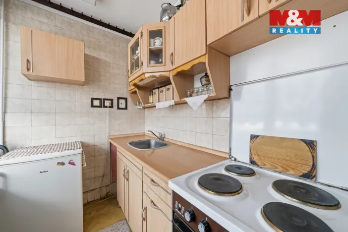 Prodej bytu 3+1, Broumov - Olivětín, Dukelská, 53 m2