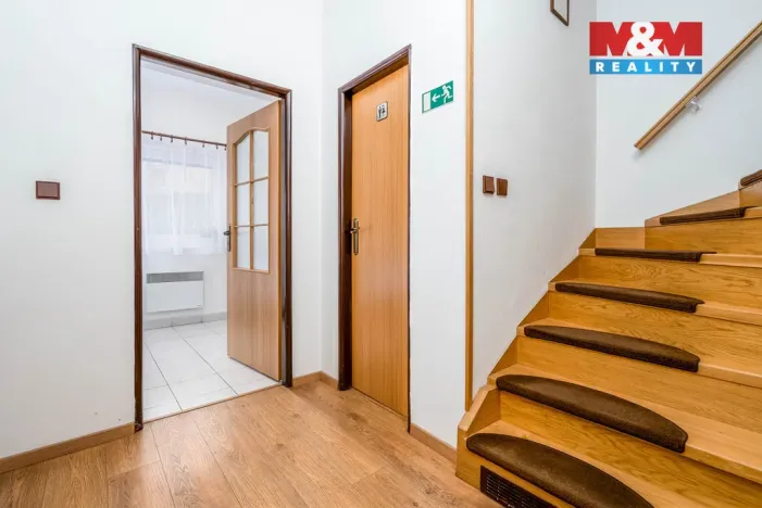 Prodej rodinného domu, Hradec Králové - Malšovice, Na Hrázce, 232 m2